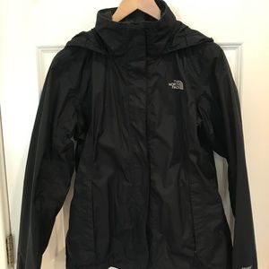 The North Face Size Medium Raincoat